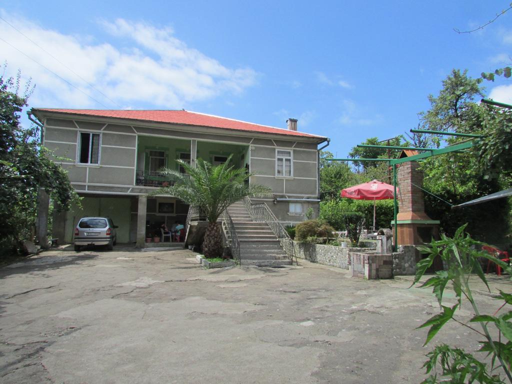 Joni Guest House Batumi Zewnętrze zdjęcie